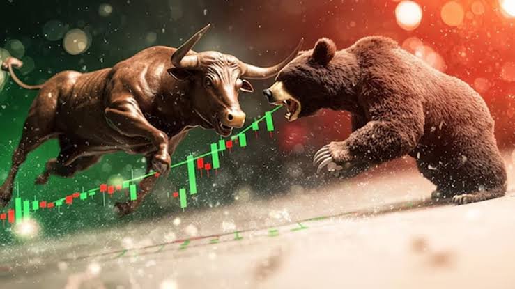 Bull Market vs Bear Market: How to Invest in Each